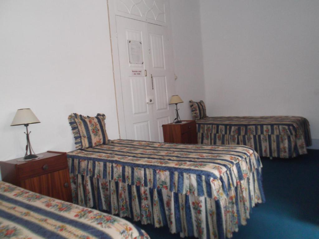 Residencial Galo D'Ouro Hotel Каминя Стая снимка